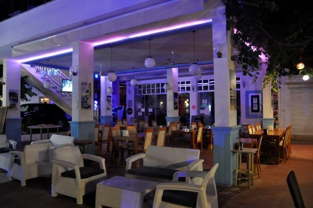 Delfi Hotel Spa & Wellness Center Bodrum 2*,