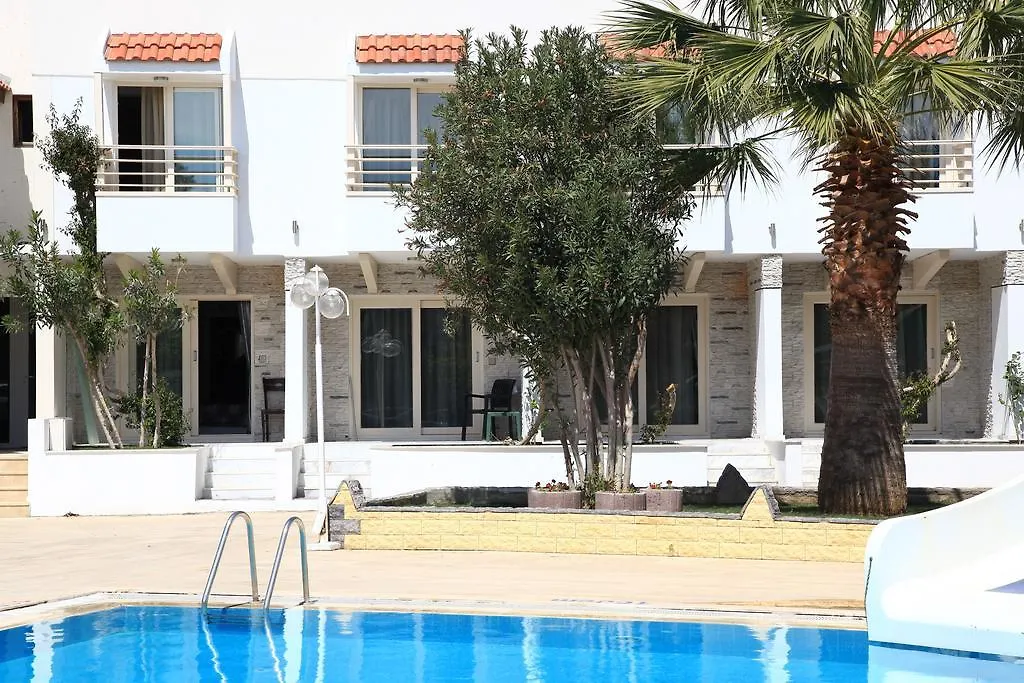Delfi Hotel Spa & Wellness Center Bodrum 2*,